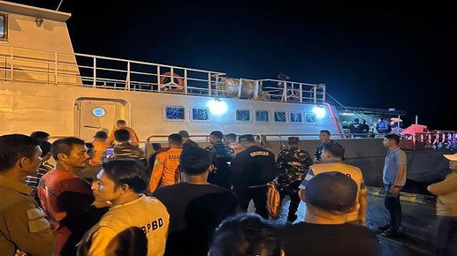 Boat Terbalik di Selat Sipora, 7 Selamat dan 11 Korban Masih Dicari Tim SAR