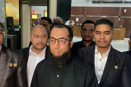 KPK Beberkan Peran Oknum Kemenag Tawarkan Ustaz Khalid Basalamah Kuota Haji Khusus