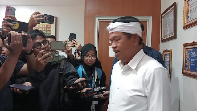 KDM Kumpulkan Pejabat Jabar Usai Menkeu Purbaya Sebut Dikibulin soal Dana Ngendap di Bank: Bohong? Pecat!