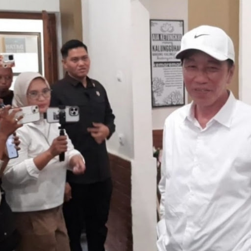 Jokowi Sengaja Lari dari Tanggung Jawab Kasus Whoosh