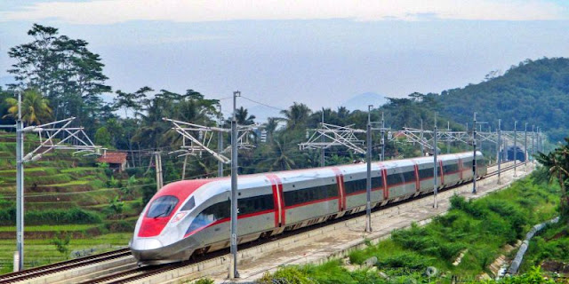 KPK Jangan Hanya Panggil Petinggi KCIC Usut Kasus Whoosh