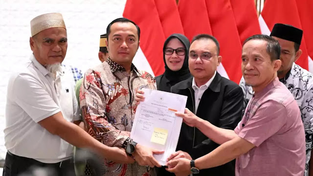 Ini Alasan Prabowo Rehabilitasi Nama Baik 2 Guru di Luwu Utara yang Dipecat Gegara Bantu Honorer