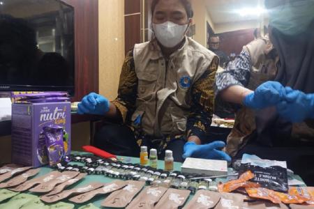 BNN Gerebek Pabrik Liquid Vape & Happy Water di Apartemen Ancol, 4 Tersangka Ditangkap