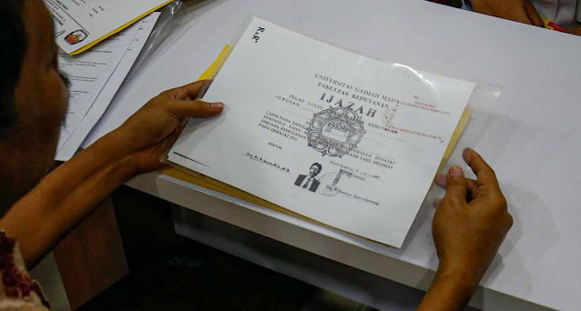 Fakta Baru Sidang Ijazah Jokowi di KIP: Klaim Inkonsistensi KPU dan Bukti Tersensor