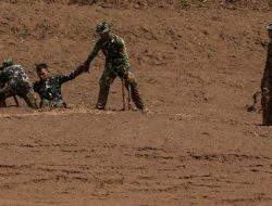 Korban Longsor Cisarua: 23 Marinir Tertimbun, 4 Meninggal Dunia (Update Evakuasi)