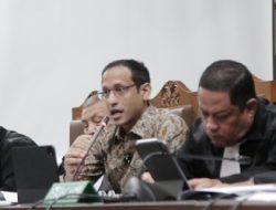 Nadiem Makarim Bantah Harga Chromebook Rp 10 Juta: Fakta Harga & Penjelasan di Sidang Tipikor