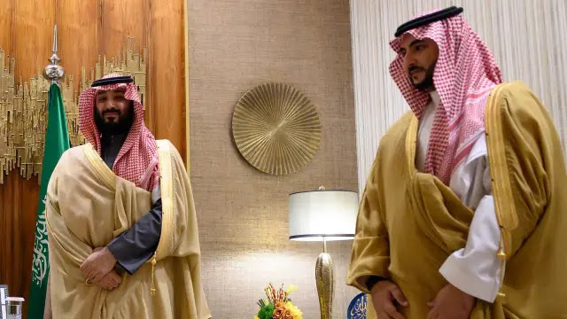 Strategi Hedging Saudi: MBS Serukan Diplomasi, Menhan Desak AS Serang Iran