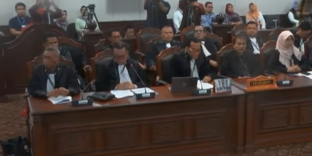 Roy Suryo Cs Gugat UU ITE & KUHP ke MK: Uji Materi Pasal Pencemaran Nama Baik