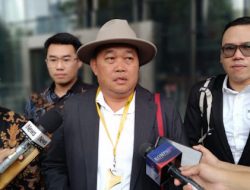 Boyamin Saiman Kritik Jokowi Soal UU KPK: Dinilai Cari Muka, Ini Analisis Lengkapnya