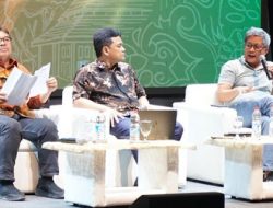 Rocky Gerung Kritik Pendidikan: Tut Wuri Malsuin Ijazah & Anggaran Dialihkan