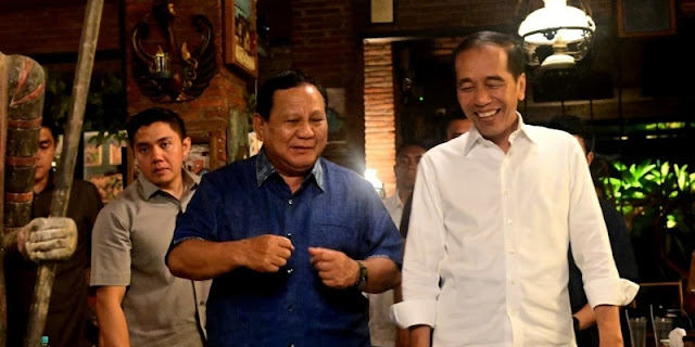 Prabowo vs Jokowi: Analisis Lengkap Pola & Manuver Politik yang Sudah Dihafal