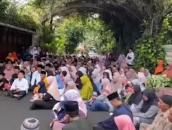 PDIP Sindir Tahlilan di Rumah Jokowi: Politisasi Agama atau Tradisi?