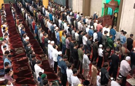 Keutamaan Shalat Tarawih Malam 1-30: Pahala & Ampunan di Bulan Ramadhan