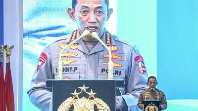 Tes Urine Serentak Polri: Kapolri Listyo Sigit Perintahkan Pembersihan Internal dari Narkoba