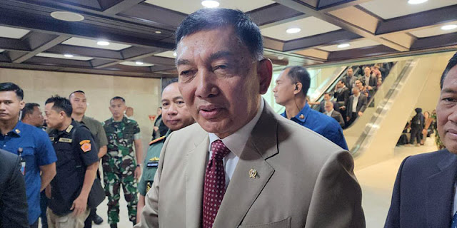 Sjafrie Sjamsoeddin Tegaskan Tidak Minat Jadi Cawapres 2029: Analisis & Dampak Politik