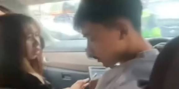 Sopir Toyota Calya Diamuk Massa di Jakpus, Akui Kabur Karena Tak Punya SIM dan STNK