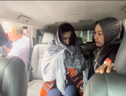 KPK Tangkap Bupati Pekalongan Fadia Saat Ngecas Mobil Listrik di SPKLU Semarang