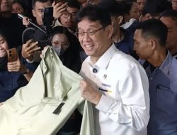 Rupiah Sentuh Rp17.000, Menkeu Purbaya: Ekonomi Indonesia Masih Ekspansi, Resesi Jauh