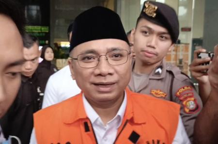 Eks Menag Yaqut Diperiksa KPK 3 Jam: Saya Capek, Harus Istirahat - Kasus Korupsi Kuota Haji