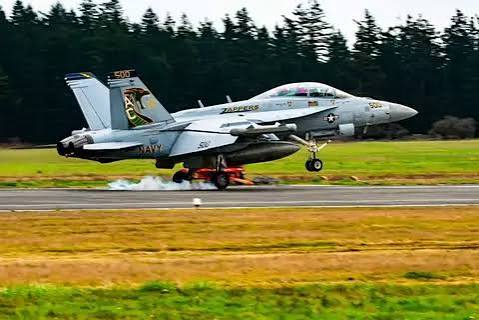 Iran Klaim Tembak Jatuh Pesawat F-18 AS: Video, Analisis Serangan, dan Harga Jet Rp1 Triliun