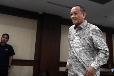 Vonis 5 Tahun Penjara untuk Nurhadi: Eks Sekretaris MA Terbukti Gratifikasi Rp137 Miliar & Pencucian Uang Rp308 Miliar