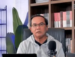 Viral Pernyataan Saiful Mujani Soal Jatuhkan Prabowo: Makar atau Kritik? Analisis Lengkap