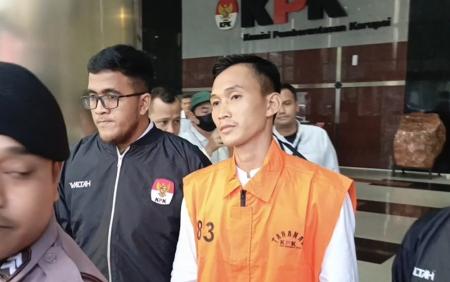Ajudan Gubernur Riau Nonaktif Ditahan KPK: Kronologi, Fakta, dan Implikasi Kasus Pemerasan