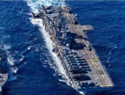 AS Kerahkan 15+ Kapal Perang Blokade Selat Hormuz: Latar Belakang, Armada, dan Dampak Global