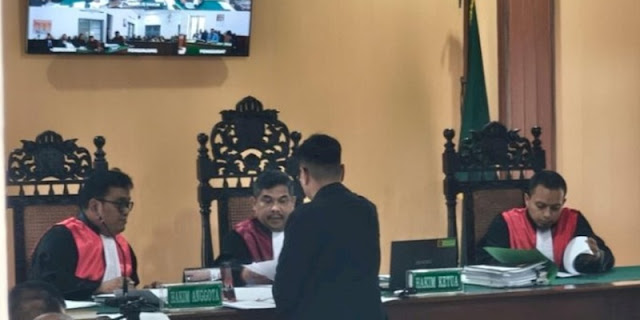 PN Solo Tolak Gugatan Ijazah Jokowi, Hakim Nyatakan Perkara Tidak Dapat Diterima