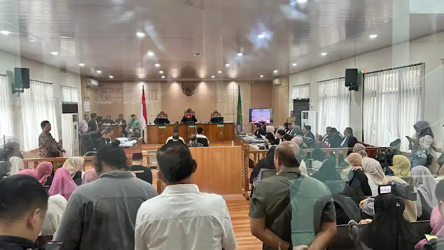 Sidang Lanjutan Kasus Korupsi Gubernur Riau Abdul Wahid: Kronologi & Saksi Diperiksa KPK