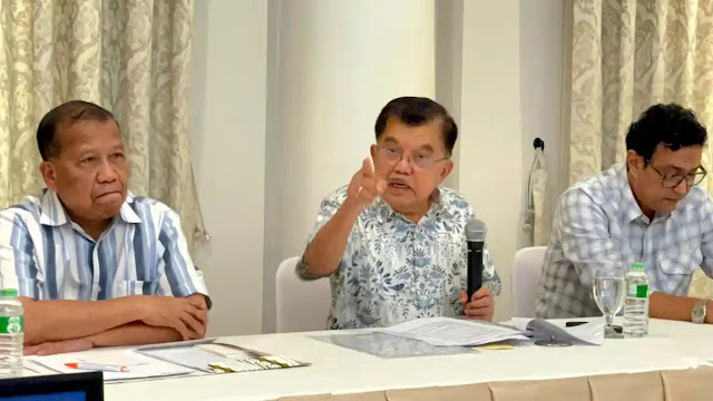 Jusuf Kalla Minta Jokowi Tunjukkan Ijazah Asli: Polemik 2 Tahun Berakhir?