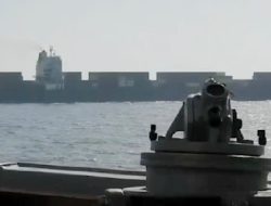 Iran Ancam Serangan Balasan ke AS Usai Kapalnya Disita di Laut Arab: Kronologi & Dampak