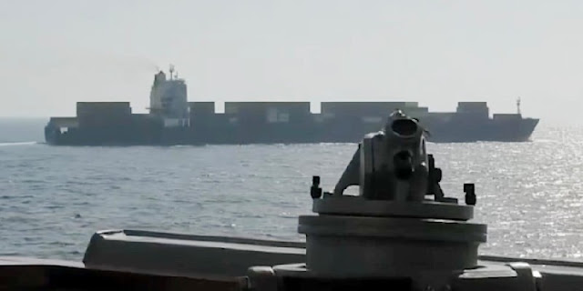 Iran Ancam Serangan Balasan ke AS Usai Kapalnya Disita di Laut Arab: Kronologi & Dampak