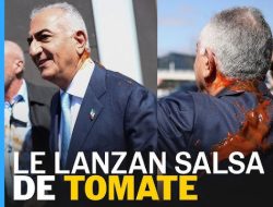 Reza Pahlavi Dilempari Saus Tomat di Konferensi Pers Berlin: Simbol Ketegangan Politik Iran di Pengasingan