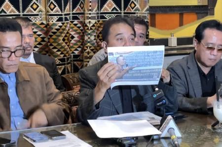 Roy Suryo Ungkap Kejanggalan Ijazah Jokowi: Embos Universitas Berbeda, Dugaan Pemalsuan Dokumen