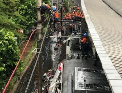 3 Korban Hidup Terjebak di Rangkaian Kereta, Basarnas Pastikan Bisa Berkomunikasi
