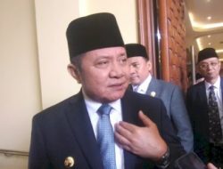 Anggaran Pakaian Dinas Pemprov Sumsel Rp3 Miliar Disorot, Gubernur Herman Deru Buka Suara