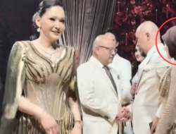 Maia Estianty Cuek Tak Salaman dengan Ahmad Dhani dan Mulan Jameela di Pernikahan El Rumi, Netizen Soroti Sikapnya