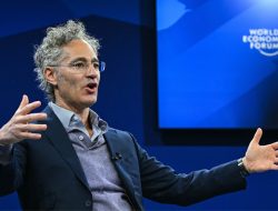 CEO Palantir: Dua Kunci Sukses Bertahan di Era AI – Pelatihan Kejuruan & Neurodivergensi