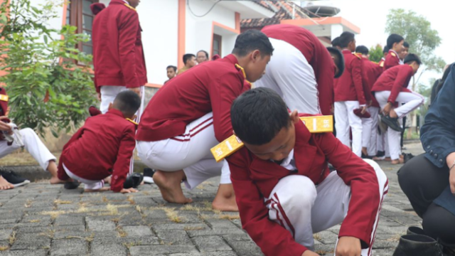 Anggaran Sepatu Sekolah Rakyat Rp27,5 Miliar: Harga Per Pasang Rp700 Ribu Tuai Sorotan Publik