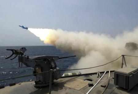 Konflik Iran vs AS Memanas: Militer AS Ledakkan 6 Kapal Iran di Selat Hormuz