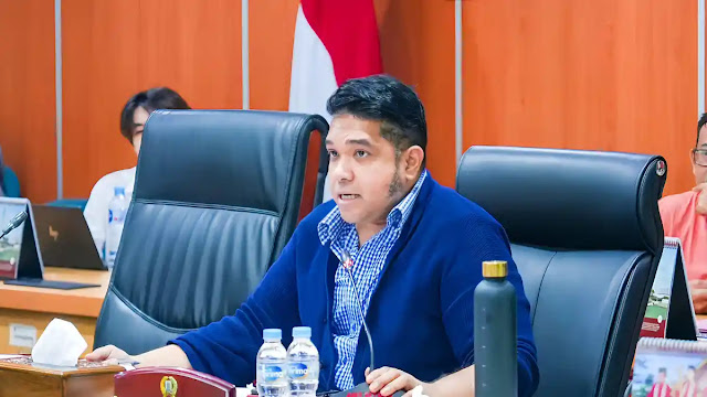 Gaji Guru Honorer Jakarta Rp700 Ribu, Anggota DPRD Soroti Kesejahteraan di Tengah Anggaran Pendidikan Rp18,1 Triliun