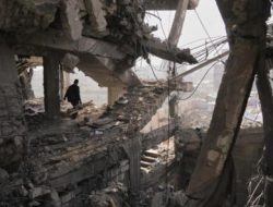 Putra Pemimpin Hamas Tewas Diserang Israel, Ribuan Pelayat Iringi Pemakaman di Gaza