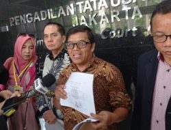 Bonjowi Tuding UGM Jadi Tameng Jokowi, Temukan Kejanggalan Legalisir Ijazah Tanpa Tanggal