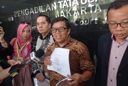 Bonjowi Tuding UGM Jadi Tameng Jokowi, Temukan Kejanggalan Legalisir Ijazah Tanpa Tanggal