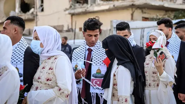 50 Pasangan Yatim Piatu di Gaza Gelar Pernikahan Massal, IHH Turut Beri Dukungan
