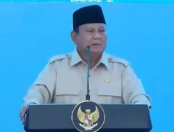 Prabowo Santai Tanggapi Rupiah Melemah: Masyarakat Desa Tak Pakai Dolar, MBG Putar Rp10 M per Desa