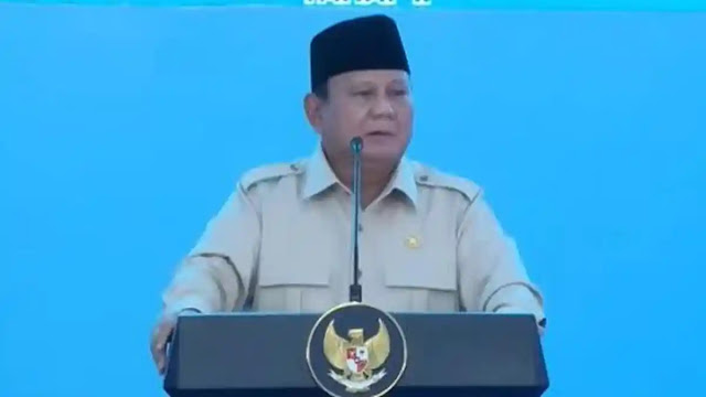 Prabowo Santai Tanggapi Rupiah Melemah: Masyarakat Desa Tak Pakai Dolar, MBG Putar Rp10 M per Desa