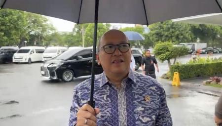 Presiden Prabowo Panggil Menteri Ekonomi dan Danantara Bahas Pelemahan Rupiah