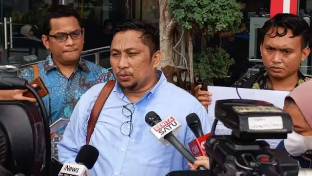 Feri Amsari Diperiksa 4 Jam, 25 Pertanyaan Soal Acara di Utan Kayu